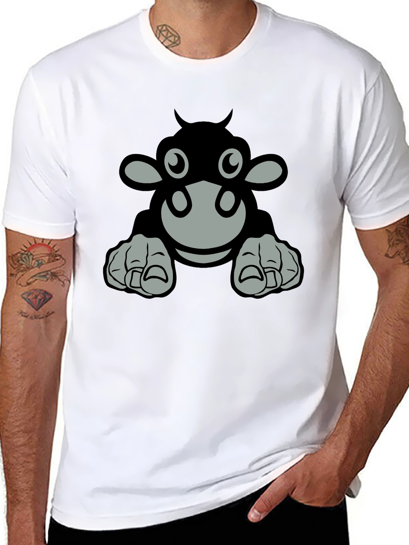 Cartoon Cow Graphic Tee - Black T-Shirt
